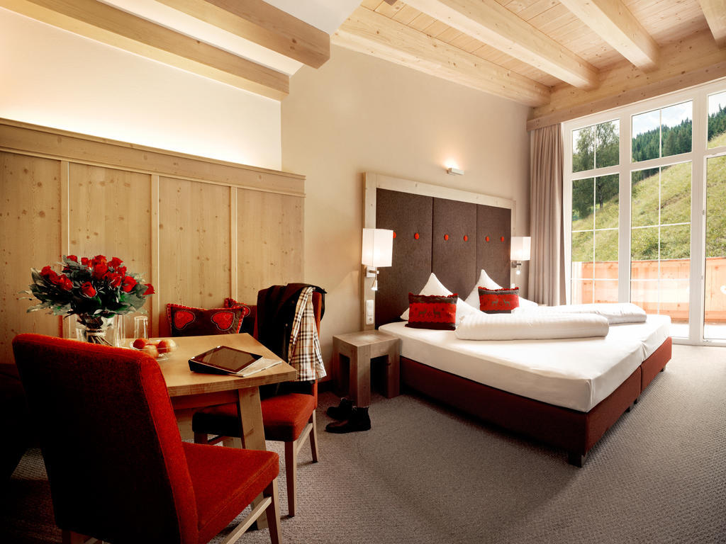 Hotel Forsthofgut Leogang Habitación foto